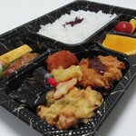 布作 - 夕方の弁当