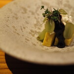 浜松田町ノ酒処 永 - 生麩とマスカットのチーズ白和え