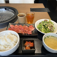 焼肉あきら 本郷本店 - 