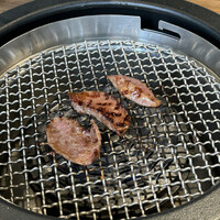 焼肉あきら 本郷本店 - 