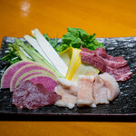 ANIKU produced by 新井屋 -  お出汁で食べる A NIKU ホルモン