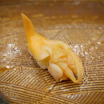 にぎり鮨 一五〇 - 青柳（おすすめ）