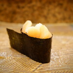 にぎり鮨 一五〇 - 青柳小柱（おすすめ）