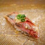 にぎり鮨 一五〇 - あじ