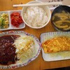 Momonoki - 煮込みハンバーグ定食　明太たまご焼き