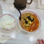 蒙古タンメン中本 御徒町店 - 蒙古タンメン大盛り、ライス