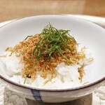 日本料理 とくを - 自家製ちりめん山椒ごはん (おかわり)