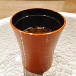 日本料理 とくを - 赤出汁