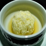 ShinoiS - 百合根を使ったお饅頭。