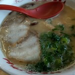 九州筑豊ラーメン 山小屋 - らーめん 770円