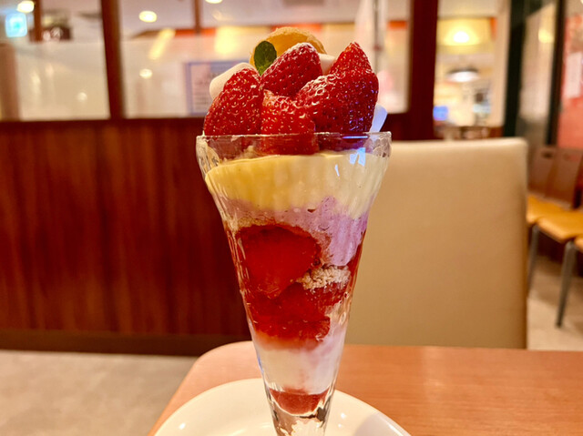 Denny's Shinjuku Chuo Koen Ten photo 2