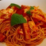 マーニャマーニャ - ベーコンとモッツァレラのパスタ