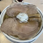 煮干しらぁめん 猫トラ亭 - 超煮干しらーめん（大盛）＋肉１枚