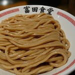 松戸中華そば 富田食堂 - 麺は太い！