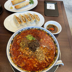 RED HOT NOODLES 赤寅 - 