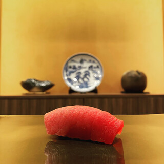 五感で味わう鮨をご提供