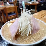 拉麺 グレープ - みそネギラーメン 1,000円(税込)。