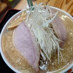 拉麺 グレープ - みそネギラーメン 1,000円(税込)。