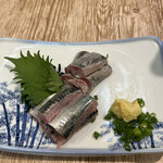 Koikina Daimatsu - いわし刺身６５０円。鮮度抜群とまではいきませんが、とても美味しくいただきました（╹◡╹）。脂のり、ボリュームも良かったです♩