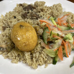 アジアカレーハウス - マトンビリヤニ、卵、サラダ