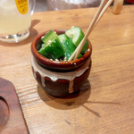 銀だこ ハイボール横丁 - 壺きゅうり