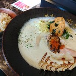 ただいま変身中 - 牡蠣と豆乳のラーメン ランチセット(1010円)