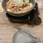 旨唐揚げと居酒メシ ミライザカ - シビ辛の鍋