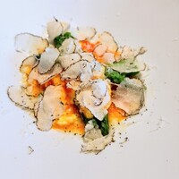 La Brianza - 香川県産アスパラガス半熟玉子サマートリュフ。春といえばアスパラガス、旬ですね☆半熟玉子とトリュフでますますご馳走感♡