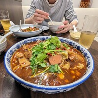 上海料理 四季陸氏厨房 - 