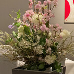 さん 六本木店 - 見事な生花