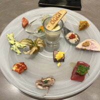 オッジ ダルマット 西麻布店 - 