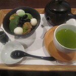 日本茶きみくら - 抹茶づくしと深蒸し茶「きみくらの若摘」