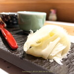 RITO - 《前菜》ふんわりしたモンドールチーズの下に北海道産生ハムが 埋もれてます♪