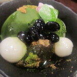 日本茶きみくら - 抹茶蜜をかけます