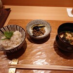 吉い - 鯛の炊き込みご飯と赤出汁