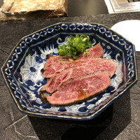 肉 希々 - 