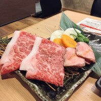黒毛和牛焼肉 肉處 きっしゃん 西中島総本店 - 