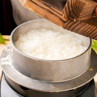 ◇Specially blended pot-cooked rice♪◇Rice that goes well with meat ``Inochi no Ichi''