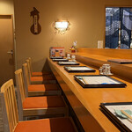 鮨 小椋 - 内観。