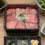 鉄板肉食堂 日々 - 