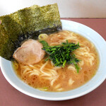 横浜らーめん 本牧家 本店 - 本牧家 本店のデフォ / 全部普通コール