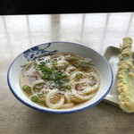 吉本食品 - 温かけうどん