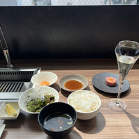 焼肉うしごろ 新宿三丁目店 - 