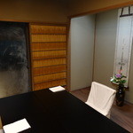 京懐石 吉泉 - 窓の外は糺の森の借景