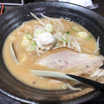 魚沼らーめん 雁舎 - 酒粕味噌ラーメン