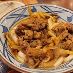 丸亀製麺 - 肉ぶっかけうどん 並（750円）