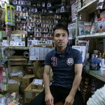 フレッシュロースター 珈琲問屋 - いつものイートイン・スペースにて。くつろいでいます♪