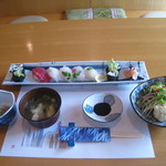 浪花寿司 - レディースランチ。苦手なものを先に伝えておくと変更してくれます。