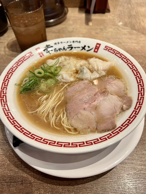 幸ちゃんラーメン 那覇国際通り店 牧志/ラーメン 食べログ