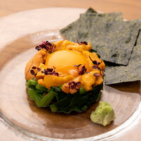 濃厚なうにの甘みがたまらない『青ひげ名物　冷製うにホーレン』